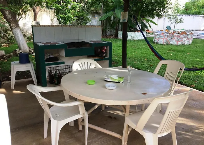 Amigos Hostal