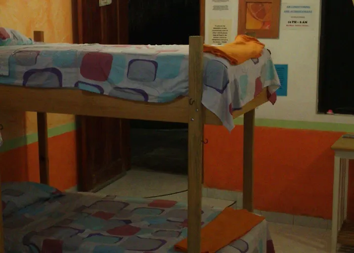 Amigos Hostal