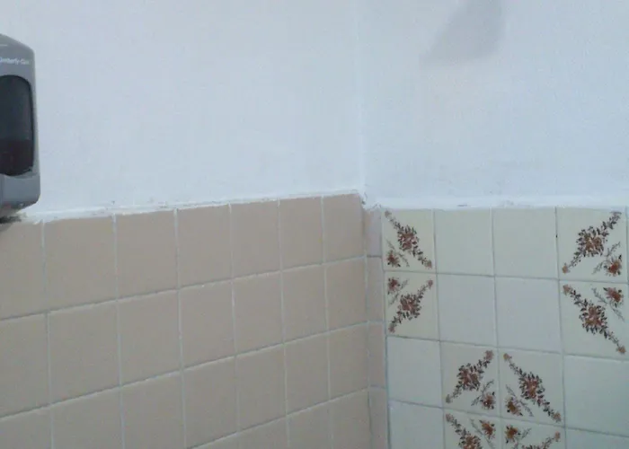 Amigos Hostal *